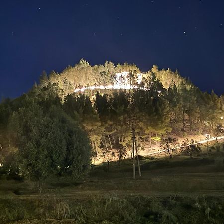 Hotel Kseal Пермет Екстер'єр фото